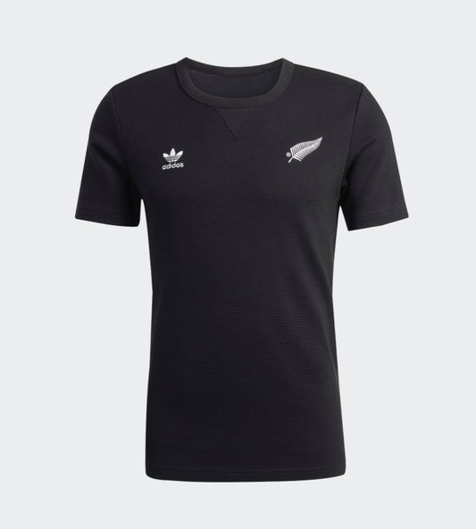 ALL BLACKS ADIDAS ORIGINALS TEE