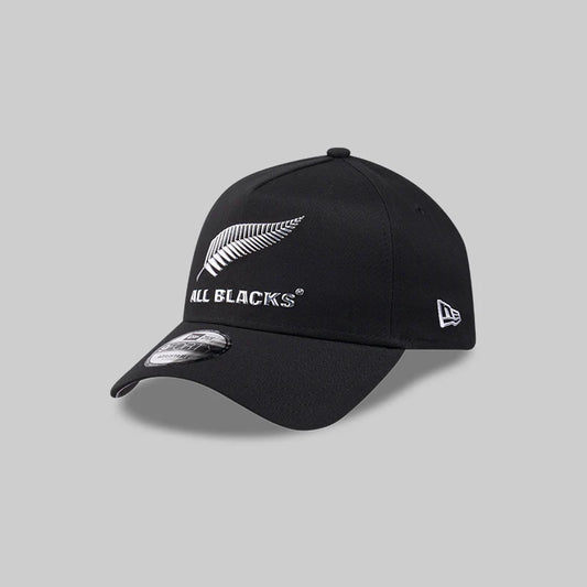 NEW ERA ALL BLACKS “SILVER BADGE” 9FORTY A-FRAME SNAPBACK